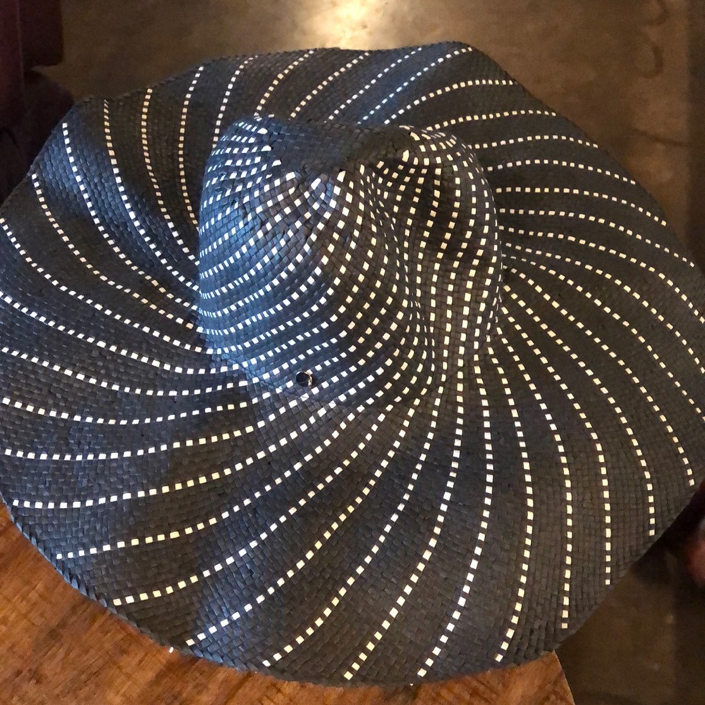 Summer hat by LuLu